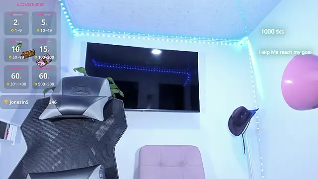 Snapshot of emily_palmeer chatting on 12, 2, 2026 emily palmeer online show from 12, 2, 2026