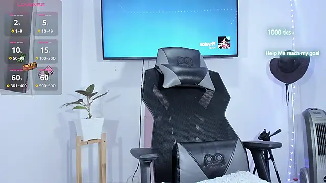 Snapshot of emily_palmeer chatting on 27, 2, 2026 emily palmeer online show from 27, 2, 2026