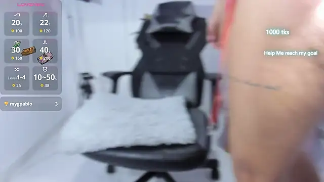 Snapshot of emily_palmeer chatting on 17, 3, 2026 emily palmeer online show from 17, 3, 2026