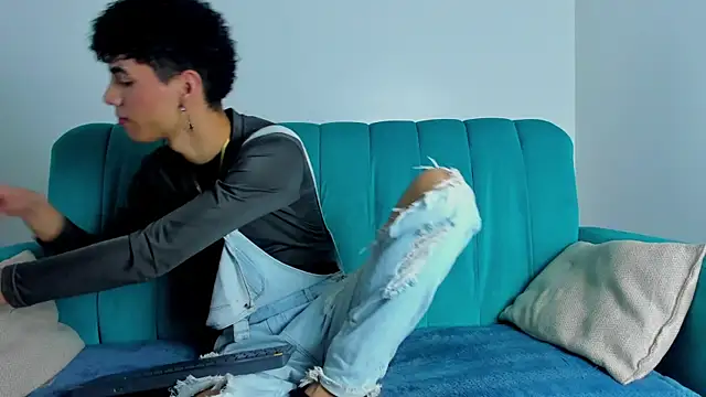 NeoRaptis online show from 5, 2, 2025