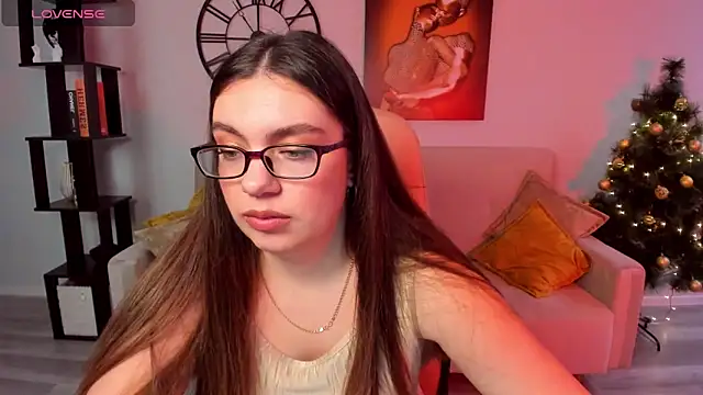 Snapshot of DaniellaLovely chatting on 13, 12, 2024 DaniellaLovely online show from 13, 12, 2024