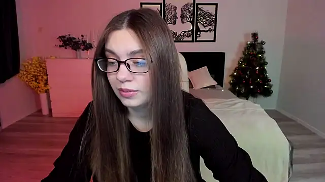 Snapshot of DaniellaLovely chatting on 9, 1, 2025 DaniellaLovely online show from 9, 1, 2025