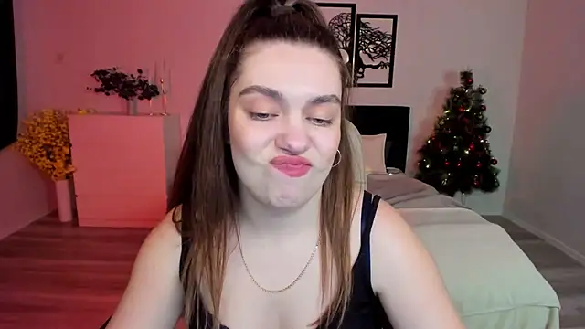 Snapshot of DaniellaLovely chatting on 12, 1, 2025 DaniellaLovely online show from 12, 1, 2025