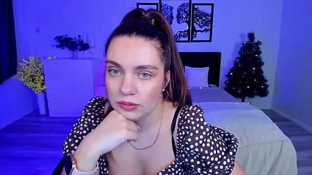 Snapshot of DaniellaLovely chatting on 14, 1, 2025 DaniellaLovely online show from 14, 1, 2025