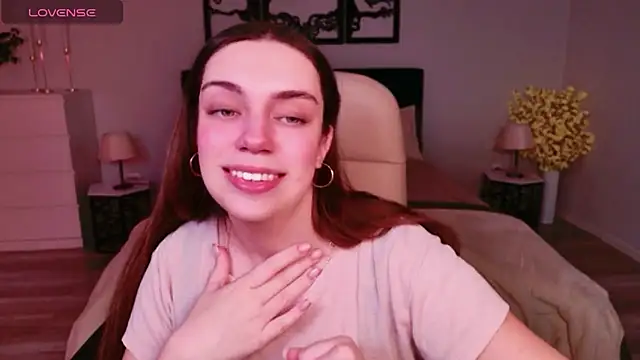 Snapshot of DaniellaLovely chatting on 2, 12, 2025 DaniellaLovely online show from 2, 12, 2025