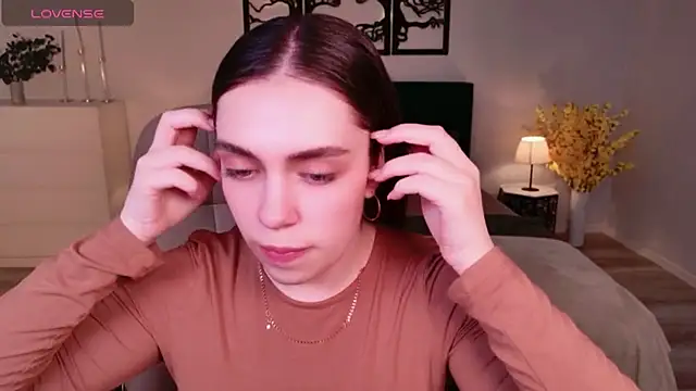 Snapshot of DaniellaLovely chatting on 14, 12, 2025 DaniellaLovely online show from 14, 12, 2025