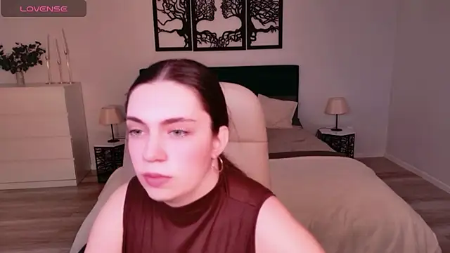 Snapshot of DaniellaLovely chatting on 16, 12, 2025 DaniellaLovely online show from 16, 12, 2025