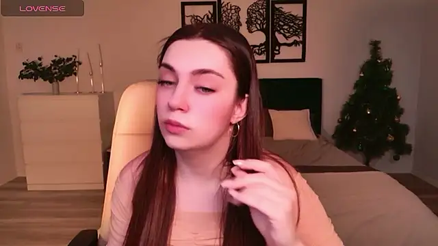 Snapshot of DaniellaLovely chatting on 8, 1, 2026 DaniellaLovely online show from 8, 1, 2026