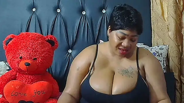 HUMONGUOUSTITSS online show from 28, 9, 2025