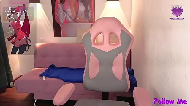 Snapshot of vittorialombardi__ chatting on 8, 10, 2025 vittorialombardi online show from 8, 10, 2025