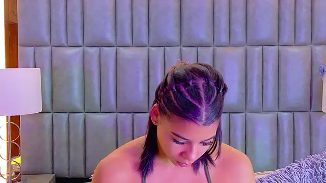 TiaraRosse online show from 29, 4, 2026