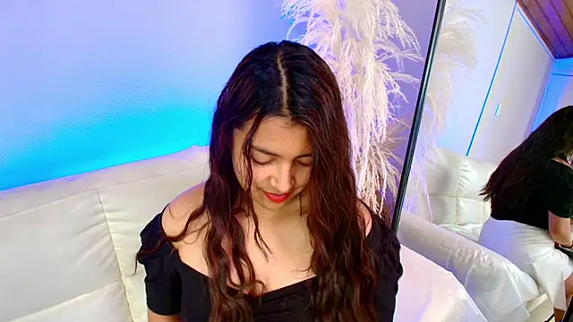 Rebeca Williams  online show from 21, 2, 2025