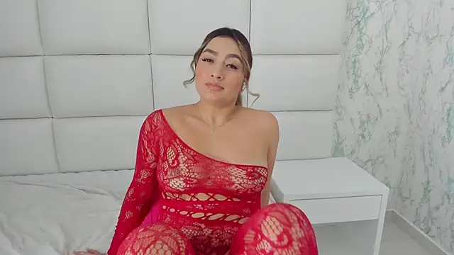 MIA  SAENZ online show from 17, 1, 2025