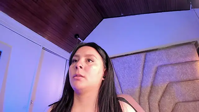 EmaJames25 online show from 14, 11, 2025