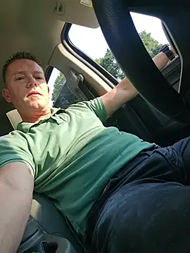 Bigtater1999 online show from 4, 7, 2026
