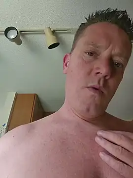 Bigtater1999 online show from 17, 7, 2026
