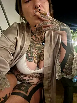 lizzardqueeen online show from 29, 9, 2025