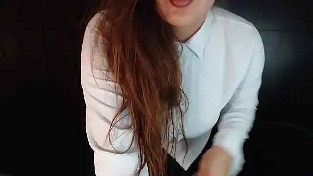 AdharaLujan online show from 22, 2, 2025