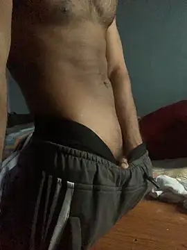 Vampire xoxo online show from 4, 1, 2025