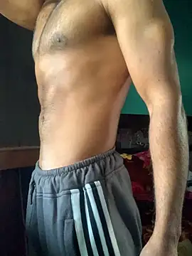 Vampire xoxo online show from 7, 1, 2025