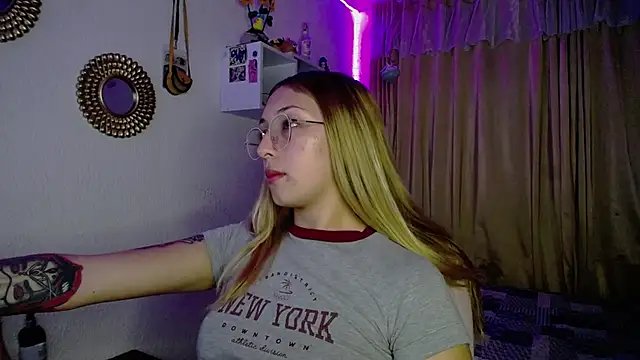 Soffy-brooks online show from 10, 12, 2024