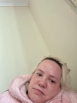 Bigbustedcurvylady online show from 12, 5, 2026