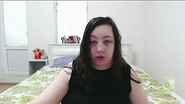 cute and hot online show from 19, 1, 2025