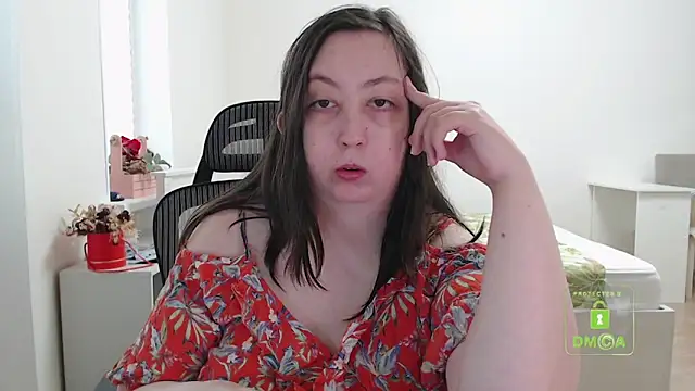 cute and hot online show from 10, 3, 2025