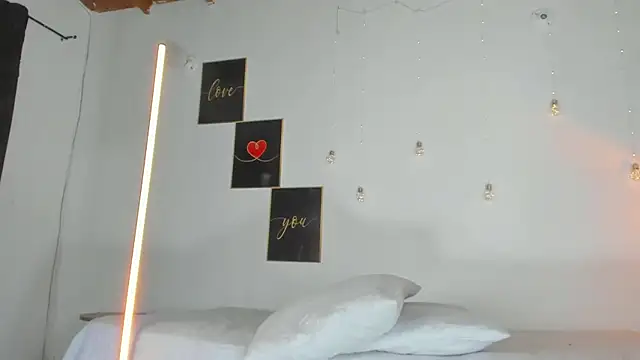 angelinepossy online show from 7, 3, 2025