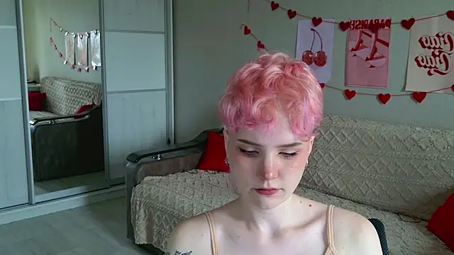 Snapshot of School_Love chatting on 11, 9, 2025 School Love online show from 11, 9, 2025