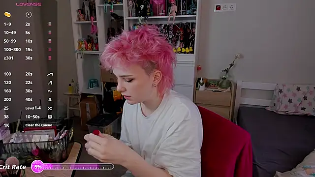 School Love online show from 14, 12, 2025