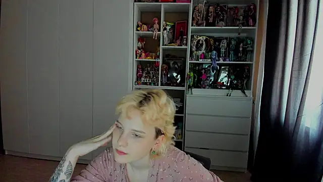 School Love online show from 13, 7, 2026