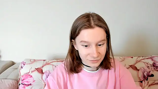 Snapshot of EnigmaSee chatting on 18, 1, 2025 EnigmaSee online show from 18, 1, 2025