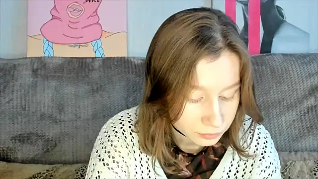 Snapshot of EnigmaSee chatting on 10, 2, 2025 EnigmaSee online show from 10, 2, 2025