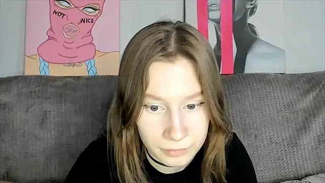 Snapshot of EnigmaSee chatting on 25, 2, 2025 EnigmaSee online show from 25, 2, 2025