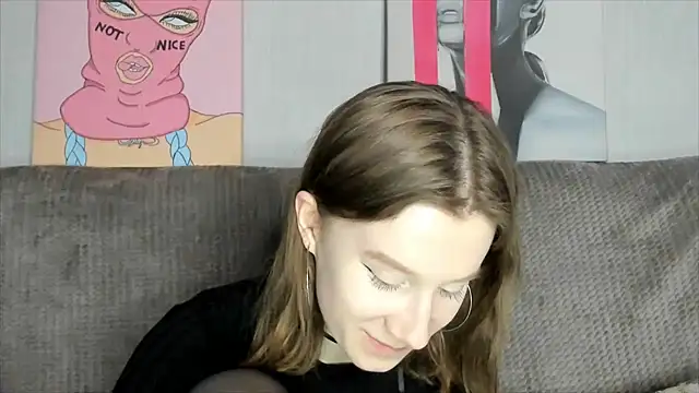 Snapshot of EnigmaSee chatting on 25, 2, 2025 EnigmaSee online show from 25, 2, 2025