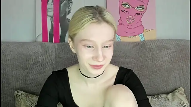 Snapshot of EnigmaSee chatting on 9, 11, 2025 EnigmaSee online show from 9, 11, 2025