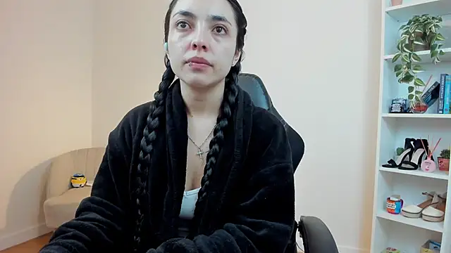  BellaEvans  online show from 23, 1, 2025