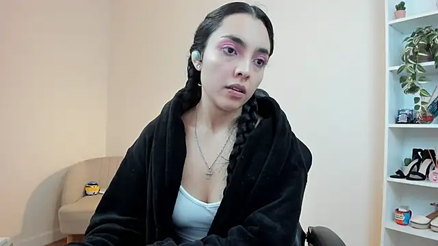  BellaEvans  online show from 23, 1, 2025