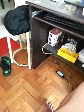 lobomisterioso13 online show from 9, 1, 2025