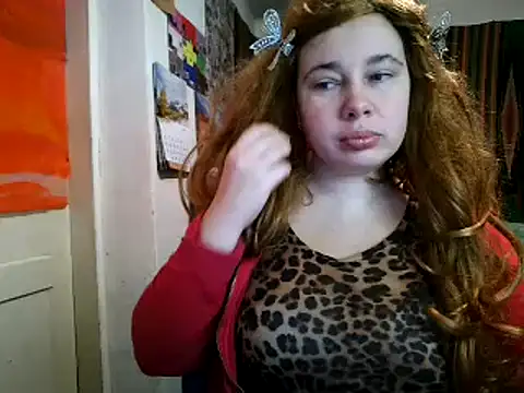 Cora Maro online show from 4, 2, 2026