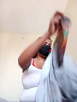 Neha-Roy online show from 4, 3, 2025