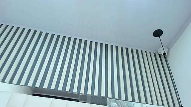 gabriela  gomez online show from 19, 2, 2025