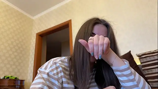 AmiCumOn online show from 10, 2, 2025