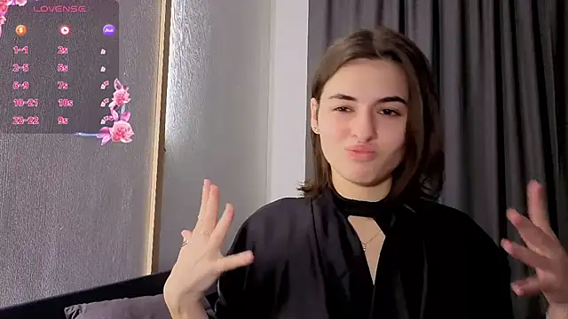 AmiCumOn online show from 18, 10, 2025