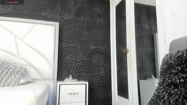 AbigailWilliams  online show from 26, 10, 2025