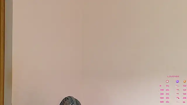 Gaby Vegaa online show from 5, 11, 2025