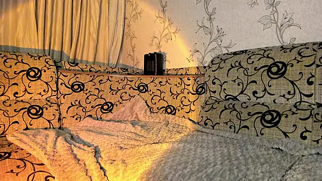 Snapshot of insanely-sweet chatting on 3, 1, 2025 insanely-sweet online show from 3, 1, 2025