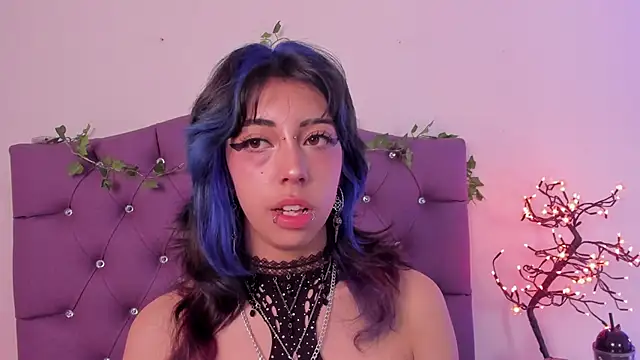 Snapshot of Nyx_nayla chatting on 10, 12, 2024 Nyx nayla online show from 10, 12, 2024