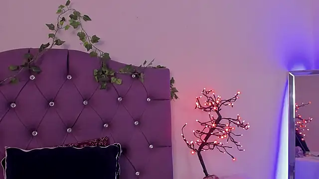 Snapshot of Nyx_nayla chatting on 10, 12, 2024 Nyx nayla online show from 10, 12, 2024